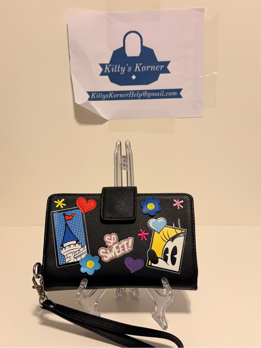 NWOT Disney Parks Retro Comic Pop Oh Boy Black Wristlet